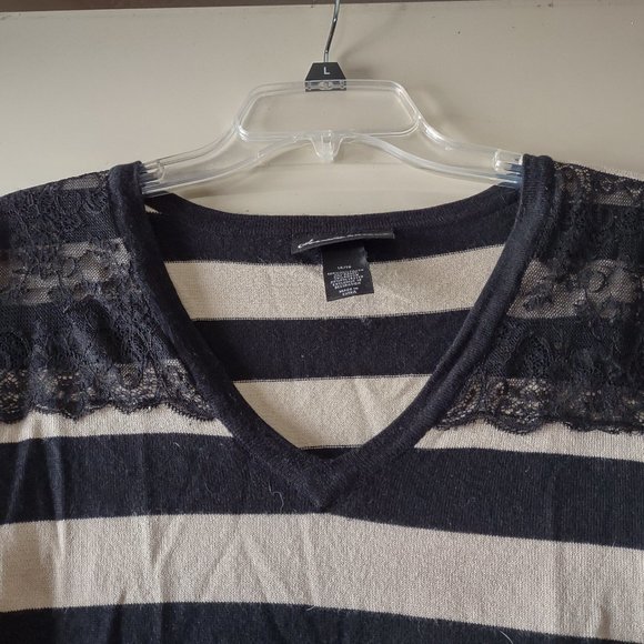 Lane Bryant Sweater, Black & Cream Stripes w/ Lace Detail, Size 14/16 - Picture 2 of 4